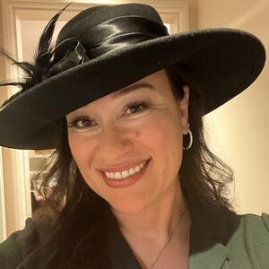 Meet your Posher, Mari